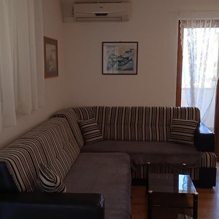 Apartments Postira Brac Exterior foto